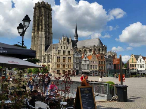 Stad Mechelen gaat een premie kernversterkend renoveren aanbieden