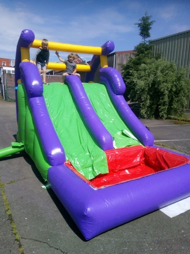 Springkasteel Aqua slide