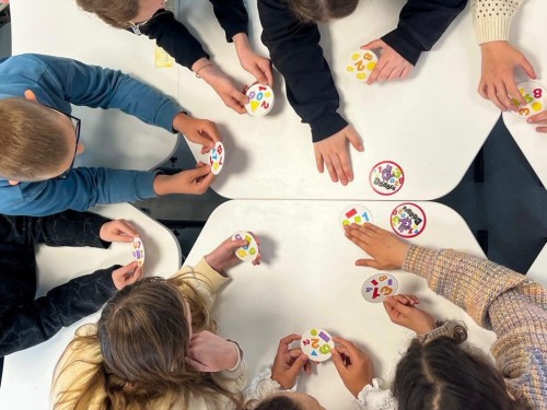 9 op 10 leerkrachten lager onderwijs willen meer gezelschapsspellen in de klas