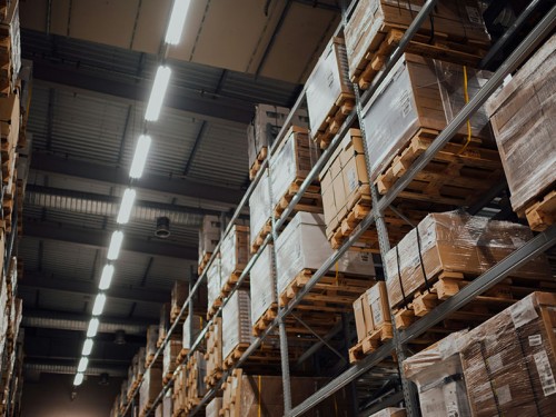 7 redenen waarom interne logistieke oplossingen je bedrijf vandaag winst opleveren
