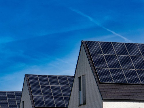 Waarom energie opslaan steeds belangrijker wordt in moderne woningen
