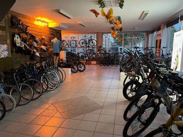 Opendeurweekend bij Fietsen Paridaens In Haasdonk!