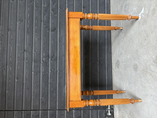 Houten cafétafel