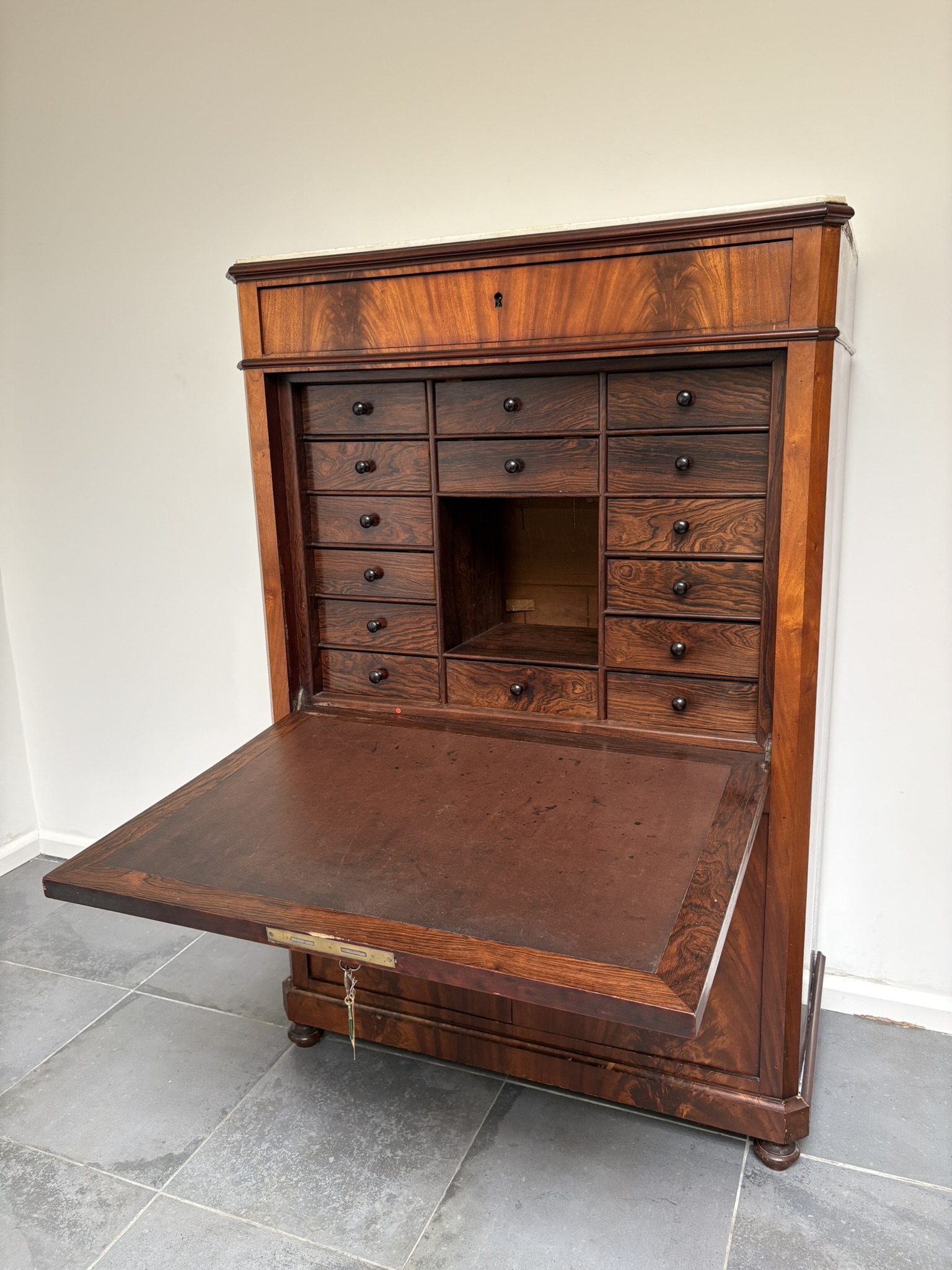 Secretaire