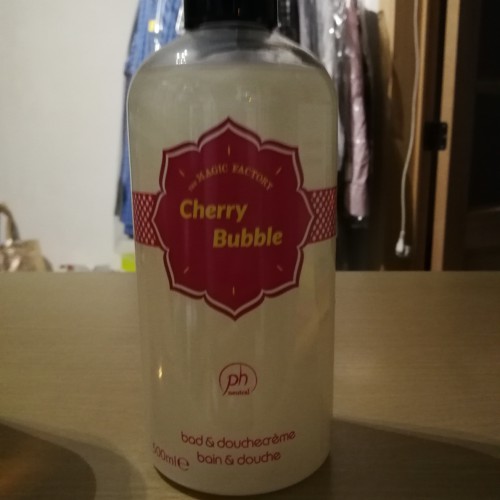 Bad en douche creme (Cherry bubble)