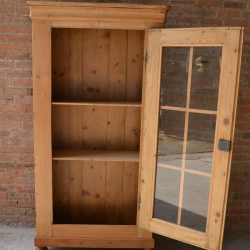 Vitrine kast 'antiek'